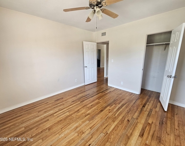 3005 Walton Street - Photo Thumbnail 9