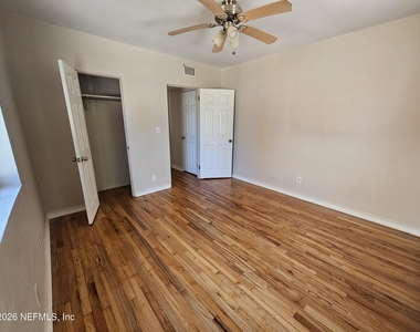 3005 Walton Street - Photo Thumbnail 13