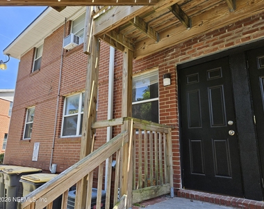 3005 Walton Street - Photo Thumbnail 14