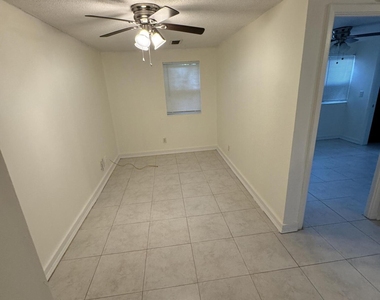 1604 Cherry Street - Photo Thumbnail 3