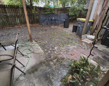 1604 Cherry Street - Photo Thumbnail 10