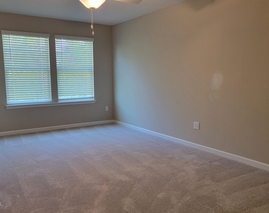12870 Josslyn Lane - Photo Thumbnail 9