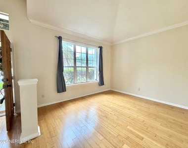 12962 Brians Creek Drive - Photo Thumbnail 7
