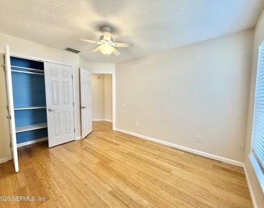 12962 Brians Creek Drive - Photo Thumbnail 31
