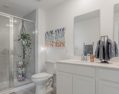 1680 Garden Grove Court - Photo Thumbnail 4