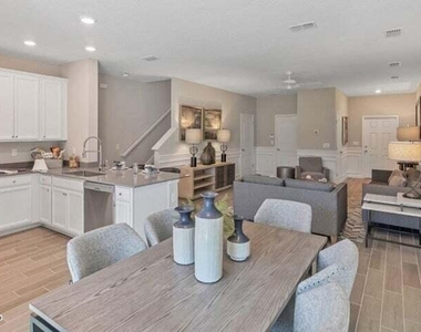 1680 Garden Grove Court - Photo Thumbnail 1
