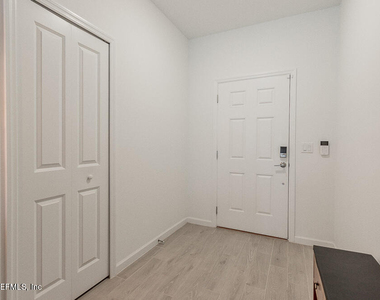 1680 Garden Grove Court - Photo Thumbnail 32