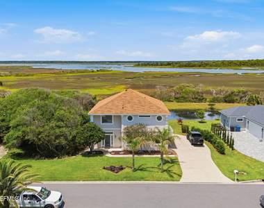 149 Beachside Drive - Photo Thumbnail 5