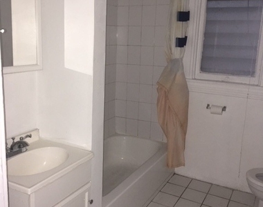 1116 W Wellington Avenue - Photo Thumbnail 13