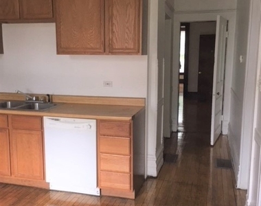 1116 W Wellington Avenue - Photo Thumbnail 10