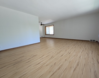 1301 N Harlem Avenue - Photo Thumbnail 1
