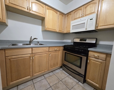 1301 N Harlem Avenue - Photo Thumbnail 6