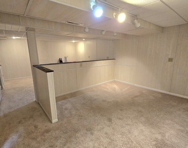 10884 Cape Cod Lane - Photo Thumbnail 12