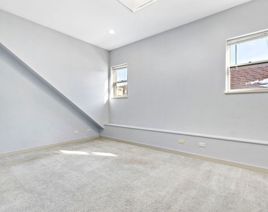 2151 W Race Avenue - Photo Thumbnail 10