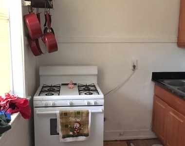 640 W Roscoe Street - Photo Thumbnail 11