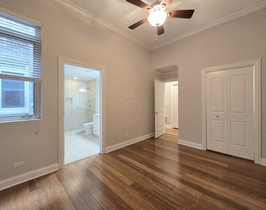 22 N Aberdeen Street - Photo Thumbnail 11