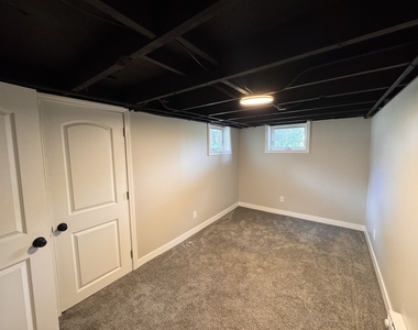 19 Stryker Avenue - Photo Thumbnail 12