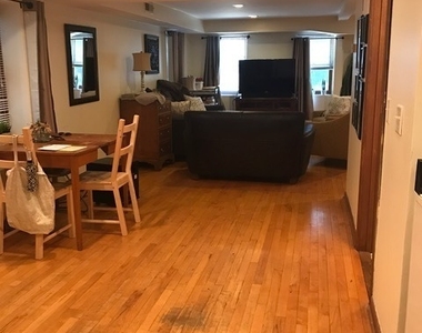 1224 W Melrose Street - Photo Thumbnail 6