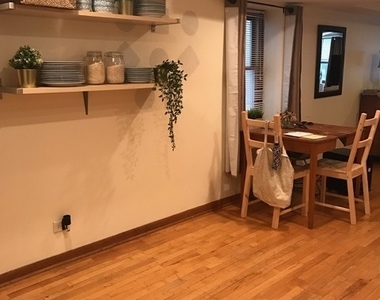 1224 W Melrose Street - Photo Thumbnail 9