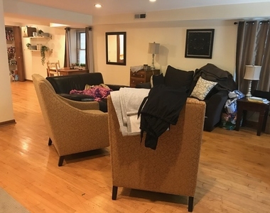 1224 W Melrose Street - Photo Thumbnail 2