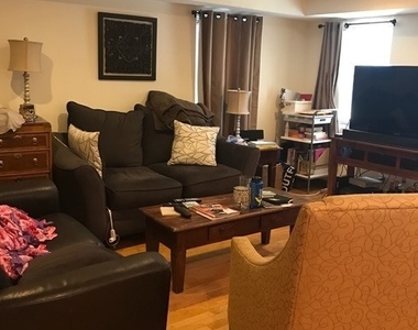 1224 W Melrose Street - Photo Thumbnail 5