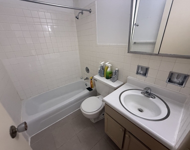 3001 Thatcher Avenue - Photo Thumbnail 9