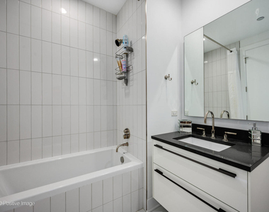 403 N Wabash Avenue - Photo Thumbnail 18