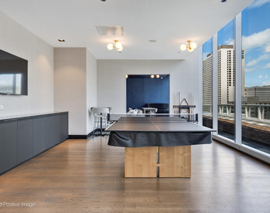 403 N Wabash Avenue - Photo Thumbnail 29