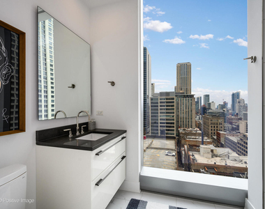 403 N Wabash Avenue - Photo Thumbnail 14