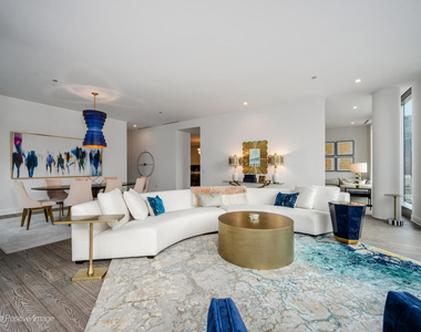 403 N Wabash Avenue - Photo Thumbnail 12