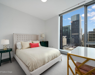 403 N Wabash Avenue - Photo Thumbnail 17