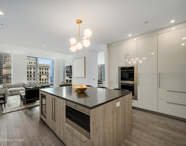 403 N Wabash Avenue - Photo Thumbnail 7