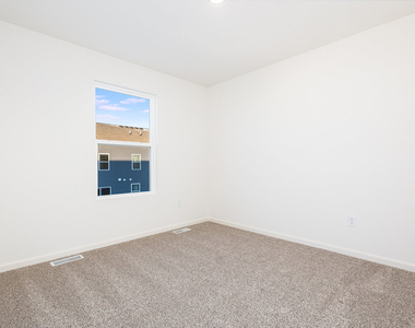 1059 Briar Glen Court - Photo Thumbnail 6