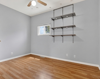 241 S Highland Drive - Photo Thumbnail 11