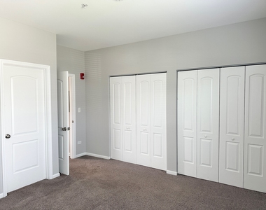 809 E Main Street - Photo Thumbnail 7