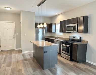809 E Main Street - Photo Thumbnail 1