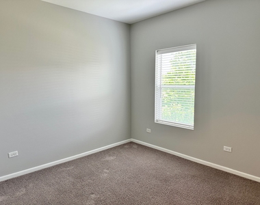 809 E Main Street - Photo Thumbnail 9