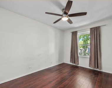 2651 Country Oaks Court - Photo Thumbnail 8