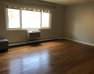 1116 Greenleaf Avenue - Photo Thumbnail 3