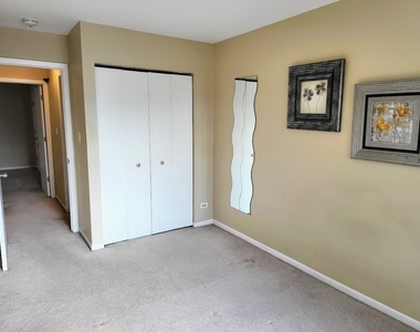 216 Ivy Court - Photo Thumbnail 13