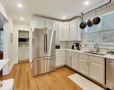 1911 Colfax Street - Photo Thumbnail 11