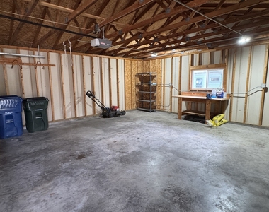 1508 W 36th Street - Photo Thumbnail 14