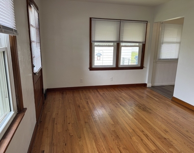1508 W 36th Street - Photo Thumbnail 1
