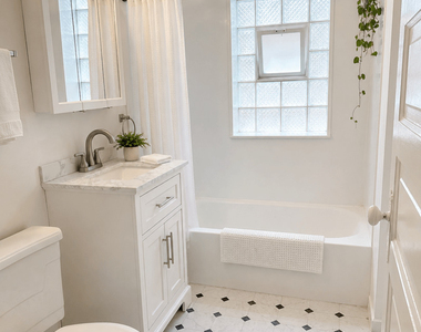 210 N Marion Street - Photo Thumbnail 8