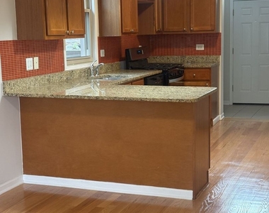 6834 S Dorchester Avenue - Photo Thumbnail 11