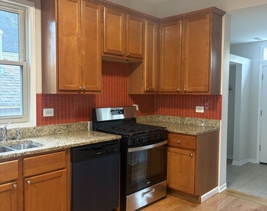 6834 S Dorchester Avenue - Photo Thumbnail 13