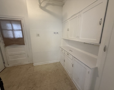 3258 Maple Avenue - Photo Thumbnail 7