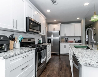518 Erin Avenue Sw - Photo Thumbnail 14