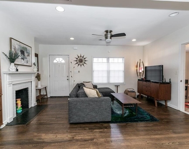 518 Erin Avenue Sw - Photo Thumbnail 3