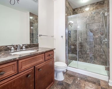 1322 S Prairie Avenue - Photo Thumbnail 9